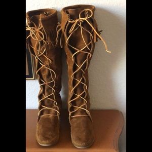 Minnetonka Lace Up Knee-High Moccasin Boots size 7